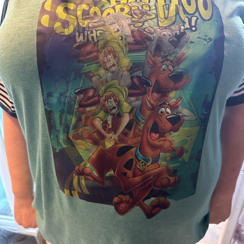 Holographic look graphic tee Scooby shirt cool original design T-shirt - Picture 8 of 10